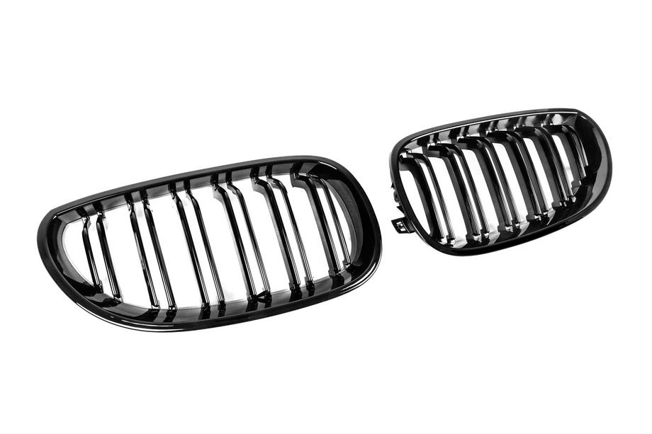 BMW 5 Series E60/E61 2003-2010 Nieren M-Look (Schwarz Glanz) Foto 5