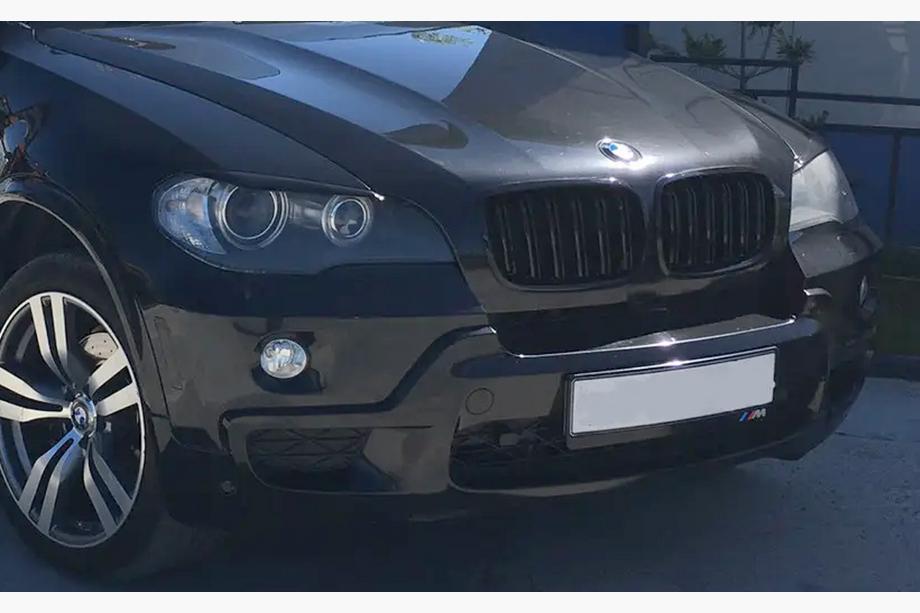 BMW X5 E70 2007-2013 Nieren M-Look (Schwarz Glanz) Foto 1