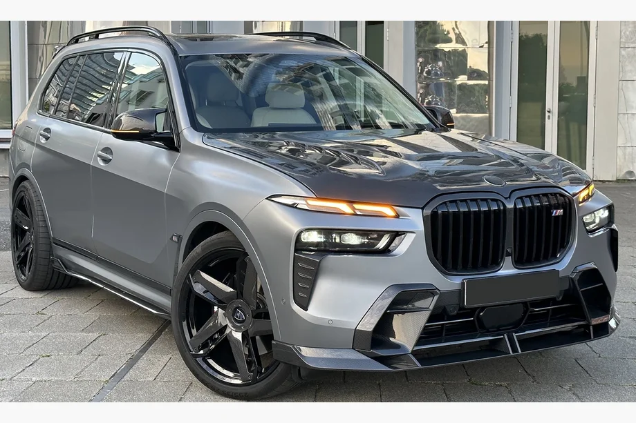 BMW X7 G07 2019- LRT Carbon Bodykit-Set (für M-Sport 2023-) Image