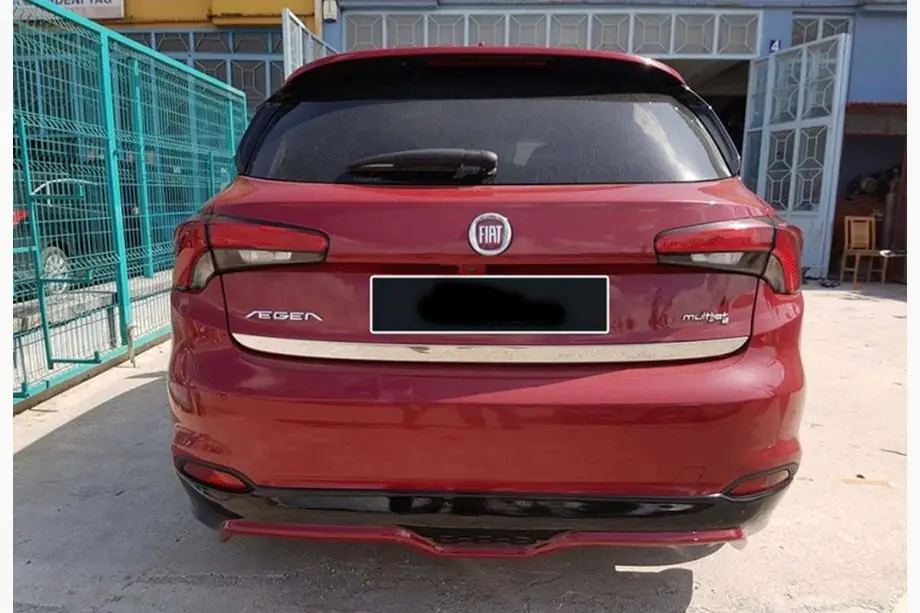Fiat Tipo 2016- Heckdiffusor DPT (HB, Schwarz Glanz) Image