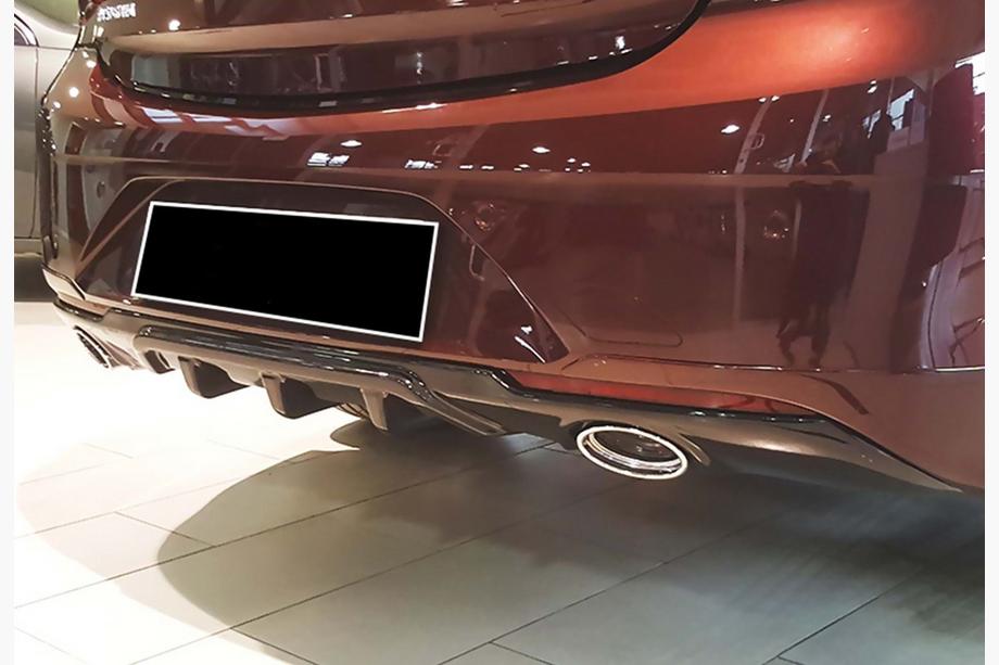 Opel Insignia 2017-2022 Heckdiffusor DPT (SD, Schwarz Glanz) Image