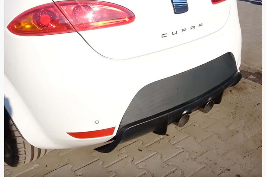 Seat Leon 2005-2012 Heckdiffusor DPT V-2 (2009-2012, Schwarz Glanz) Foto 2
