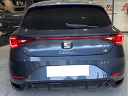 Seat Leon 2020- Heckdiffusor DPT V-1 (Schwarz Glanz) Foto 1
