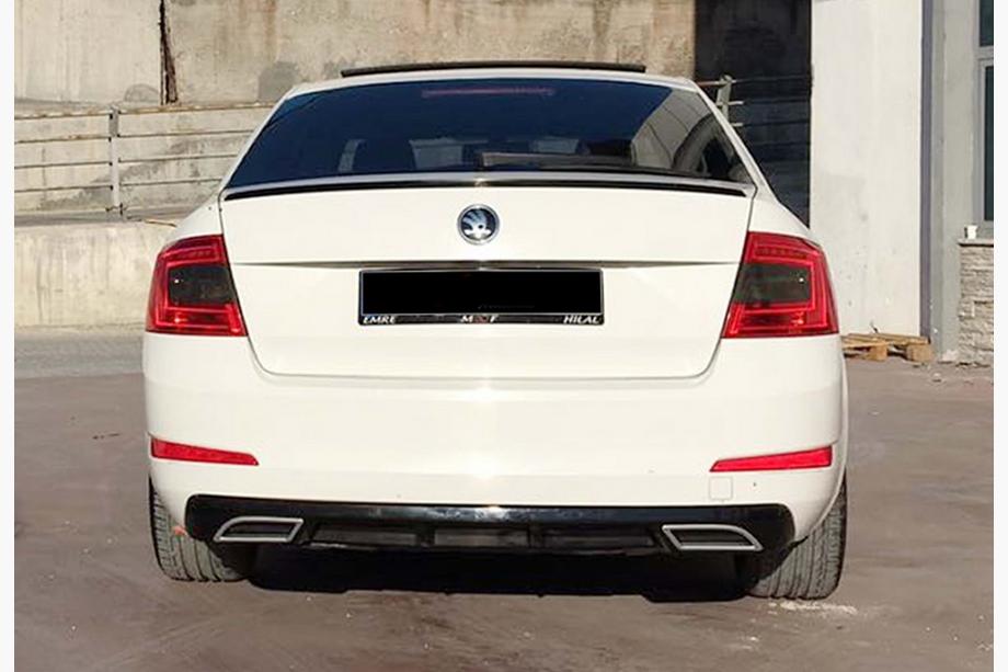 Skoda Octavia III A7 2013-2019 Heckdiffusor DPT V-4 (LB, Schwarz Hochglanz) Image