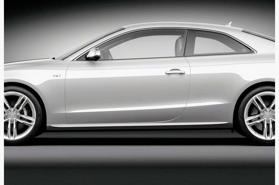 Audi A5 2007-2015 Seitenschweller DPT (Schwarz Glanz) Foto 1