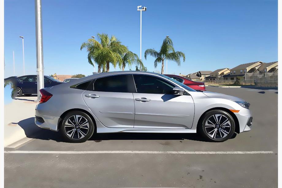 Honda Civic Sedan X 2016-2021 Seitenschweller DPT V-1 (grundiert zum Lackieren) Foto 2