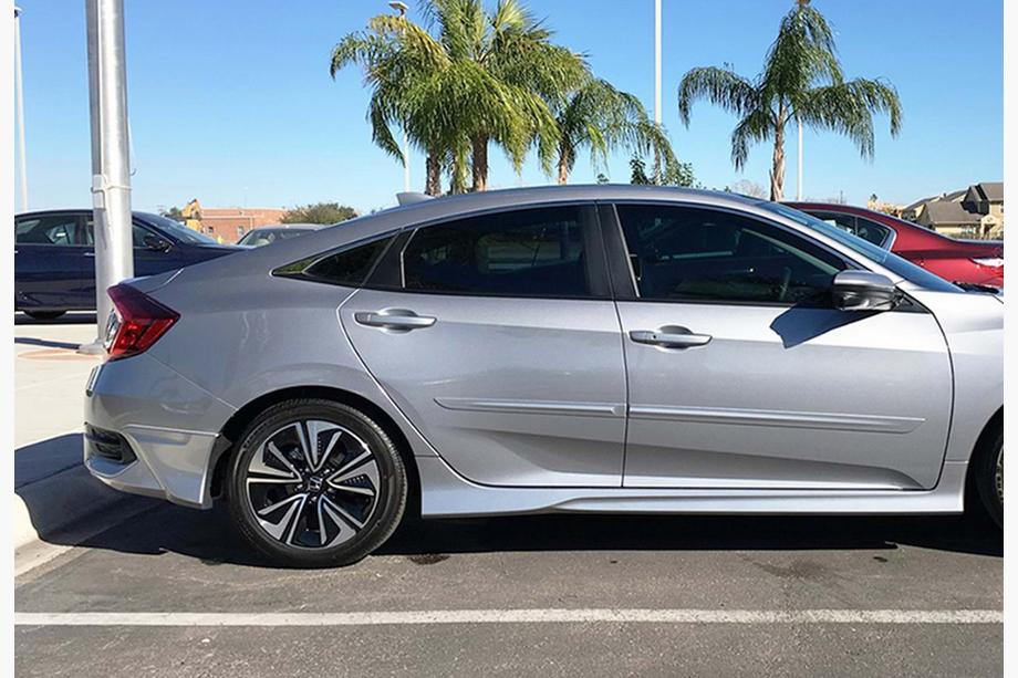 Honda Civic Sedan X 2016-2021 Seitenschweller DPT V-1 (grundiert zum Lackieren) Foto 1