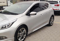 Kia Ceed 2012-2018 Seitenschweller DPT (2012-2015, Schwarz Glanz) Foto 1