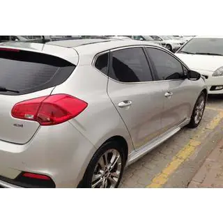 Seitenschweller DPT (2012-2015, Schwarz Glanz) Kia Ceed 2012-2018 Foto 2