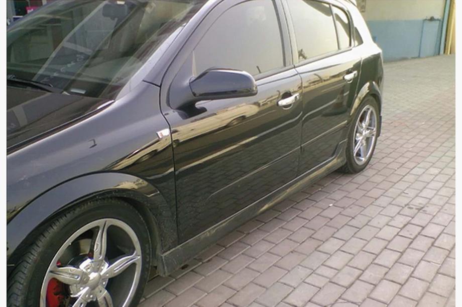 Opel Astra H 2004-2013 Seitenschweller DPT (HB, 2004-2009, Grundiert zum Lackieren) Image