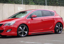 Opel Astra J 2009-2015 Seitenschweller DPT V-2 (Schwarz Glanz) Foto 1