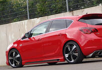 Opel Astra J 2009-2015 Seitenschweller DPT V-2 (Schwarz Glanz) Foto 2