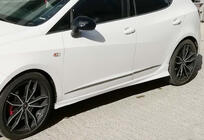 Seat Ibiza 2017- Seitenschweller DPT V-3 (Schwarz Glanz) Foto 1