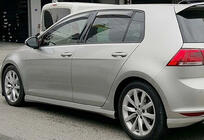 Volkswagen Golf 7/E-Golf 2012-2020 Seitenschweller DPT V-9 (Schwarz Glanz) Foto 2