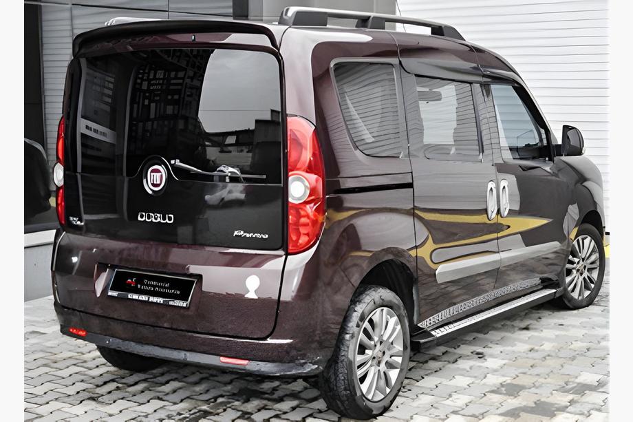 Fiat Doblo II 2010-2022 DPT Heckspoiler (Schwarz Glanz) Image