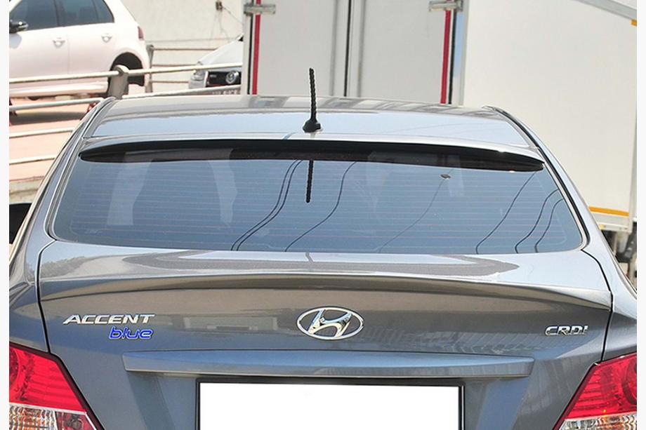 Hyundai Accent 2011-2017 DPT Heckspoiler (Schwarz Glanz) Image