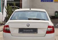 Skoda Octavia III A7 2013-2019 Heckspoiler DPT V-1 (Schwarz Hochglanz) Foto 3