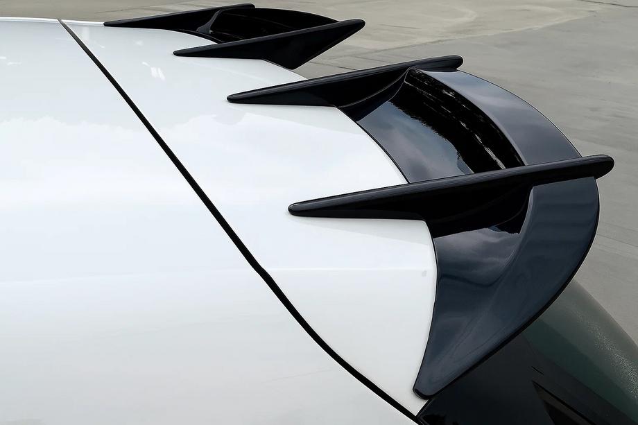 Volkswagen Golf 7/E-Golf 2012-2020 DPT V-7 Spoiler (für Base HB, Hochglanz-Schwarz) Foto 1
