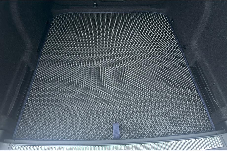 Skoda Superb 2015-2024 EVA Kofferraummatte (SW, Schwarz) Image