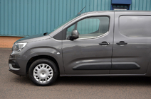 Citroen Berlingo/Multispace 2018- Fensterzierleisten Omsa Line (2 Stk, Edelstahl) Foto 6