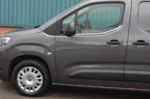 Opel Combo 2019- Fensterzierleisten Omsa Line (2 Stk, Edelstahl) Foto 3