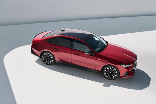 Test BMW i5: Elektroantrieb in der Business-Klasse