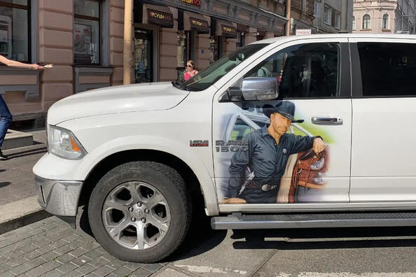 Airbrushen auf einem Auto: So wählen Sie ein Muster aus, das die Individualität betont Foto 2