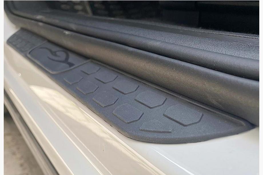 Mitsubishi Outlander 2012-2021 Einstiegsleisten DPT (2015-2021) (ABS) (4Stk) (schwarz matt) Image