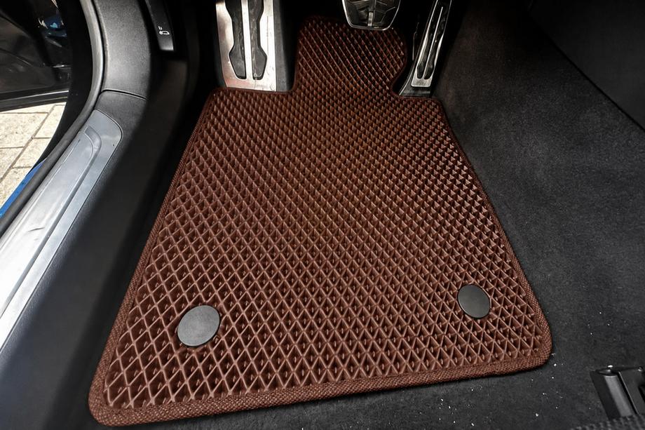 BMW 7 Series G11/G12 2015-2022 EVA Fußmatten (für G12, Braun) Image