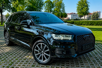 Audi Q7 2015–2026 RSQ7-Style Kühlergrill vorne (2015-2019, schwarz) Foto 5