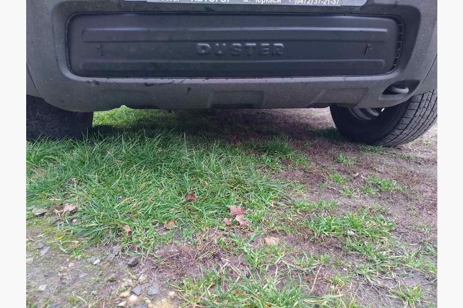 Dacia Duster 2008-2018 Winter Untere Abdeckung für Kühlergrill Foto 2