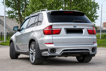 BMW X5 E70 2007-2013 Heckstoßstangenabdeckung (2010-2013, grundiert zum Lackieren) Foto 1