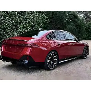Bodykit Set Gloss Black (für M-Sport) Foto 3