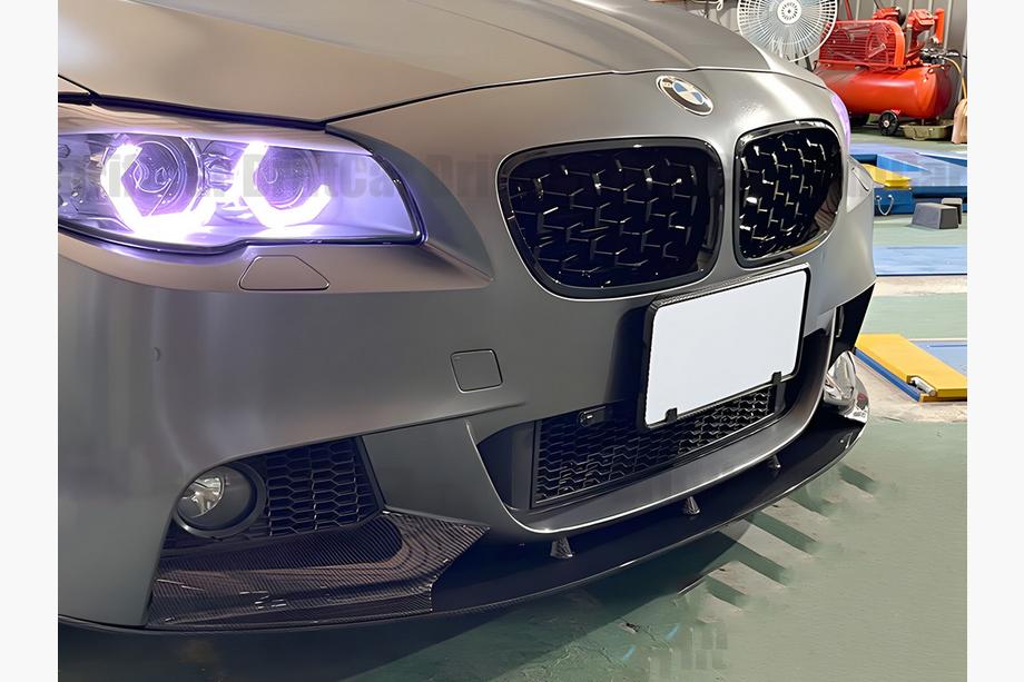 BMW 5 Series F10/F11 2010–2016 Nieren Diamond Black (Schwarz Glanz) Image