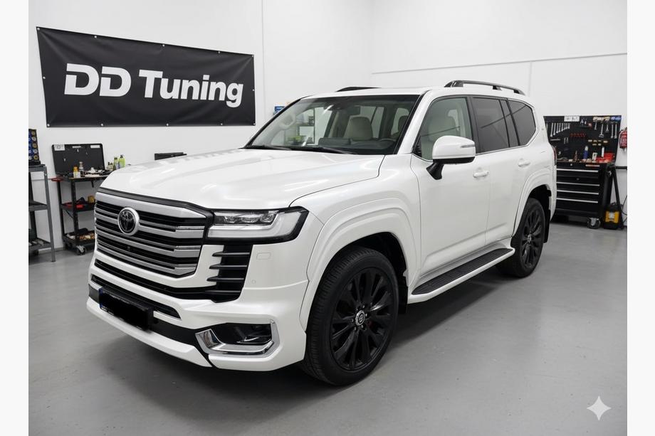 Toyota Land Cruiser 300 2021- Kotflügelverbreiterungen VXR Image