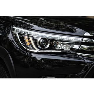 Vordere OEM Scheinwerfer V2 2015-2019 (für Xenon- oder LED-Lampe, 2 Stk.) Toyota Hilux 2015- Foto 1
