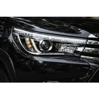 Vordere OEM Scheinwerfer V2 2015-2019 (für Xenon- oder LED-Lampe, 2 Stk.) Foto 1