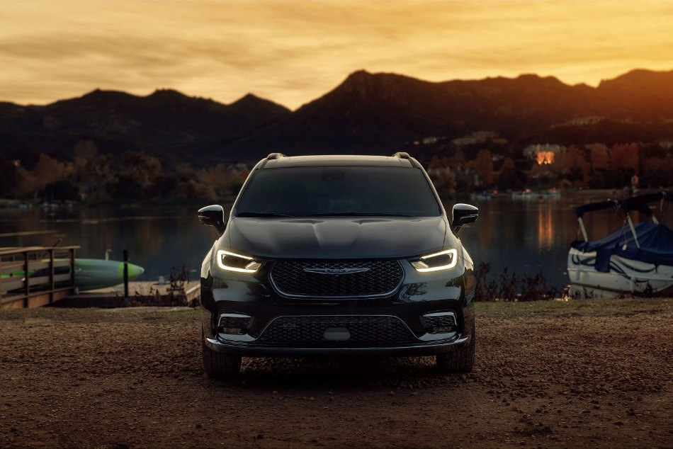 Bewertung des Minivans der Chrysler Pacifica-Familie