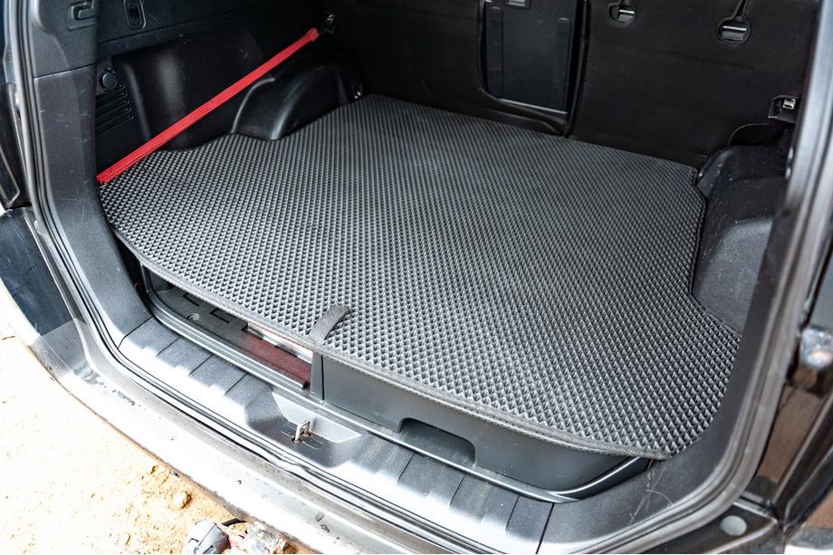Nissan X-trail T31 2007-2014 EVA Kofferraummatte (schwarz) Foto 6