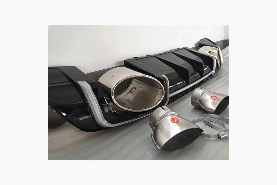 Audi TT 2014-2023 Heckdiffusor mit Endrohren TTRS-Style (2014-2020) Image