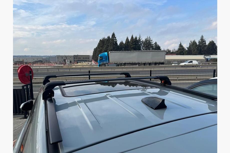 Querträger für integrierte Dachreling mit Schlüssel Ecem V2 (2 Stk) Foto 2