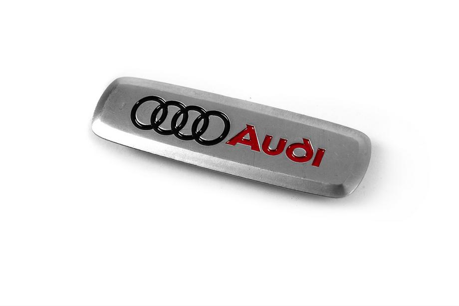 Audi Aluminium Emblem für Fußmatten (1 Stk) Image