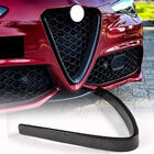 Alfa Romeo Giulia 2016-2022 Grillabdeckung (für Sport/Quadrifoglio) Foto 1