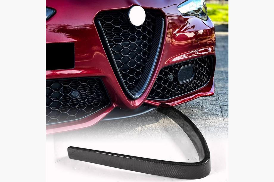 Alfa Romeo Giulia 2016-2022 Grillabdeckung (für Sport/Quadrifoglio) Image