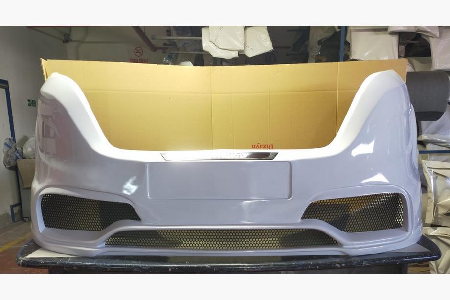 Mercedes Sprinter W907/W910 2018- Frontstoßstangenaufsatz V4 (grundiert zum Lackieren) Image