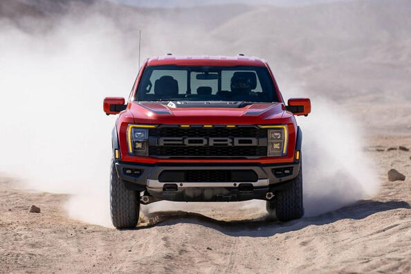 Testbericht zum Hochleistungs-Pickup Ford F-150 Raptor