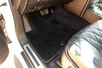 Toyota Land Cruiser 200 2007-2021 Textil Fußmatten Classic V-2 (2012-2021, Schwarz) Foto 1