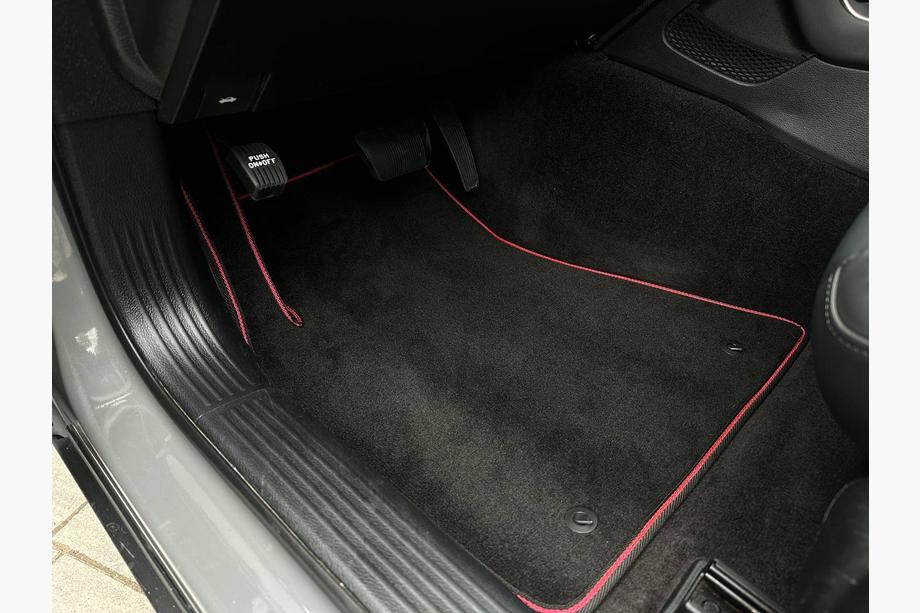 Dodge Challenger 2008-2023 Textil Fußmatten Classic (Coupé, Schwarz) Image