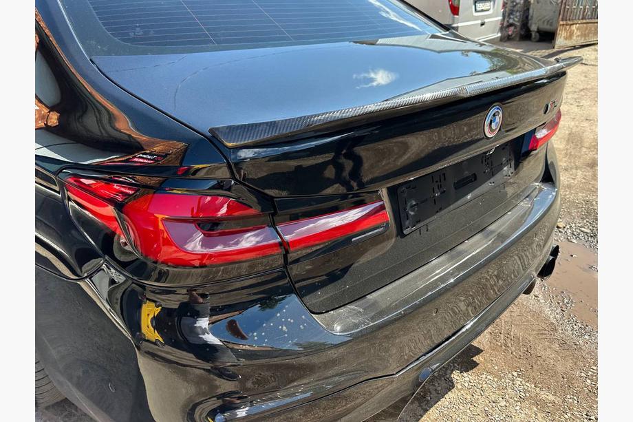BMW 5er G30/G31 2017–2023 Spoiler V2 (für G30/F90, Carbon) Foto 2