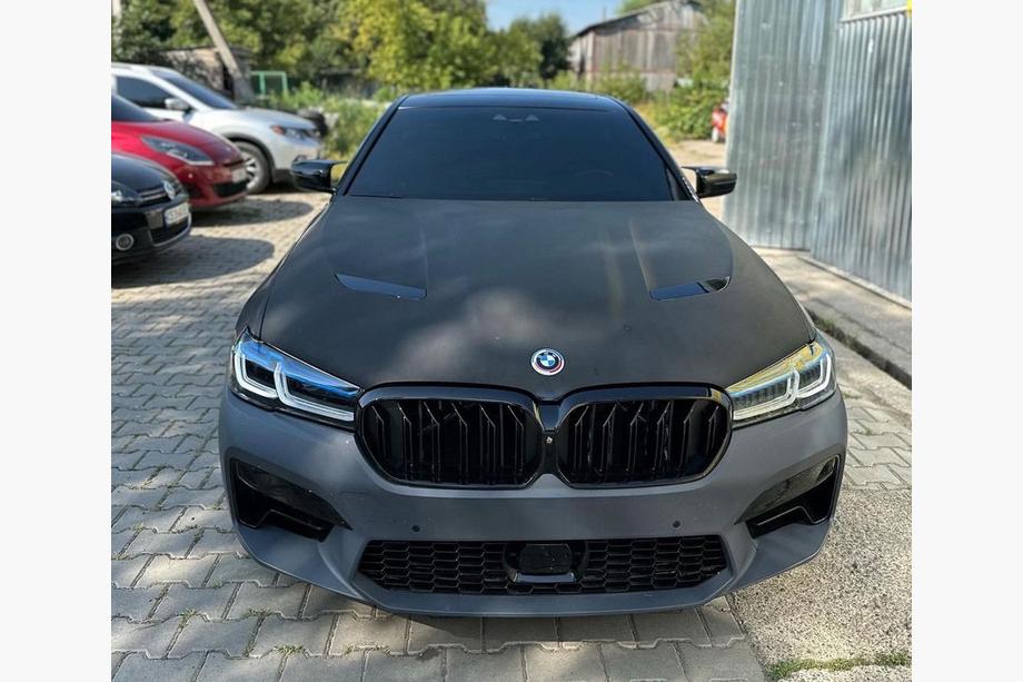 BMW 5er G30/G31 2017–2023 Frontstoßstange komplett im M5 F90 Stil (für 2021+) Image